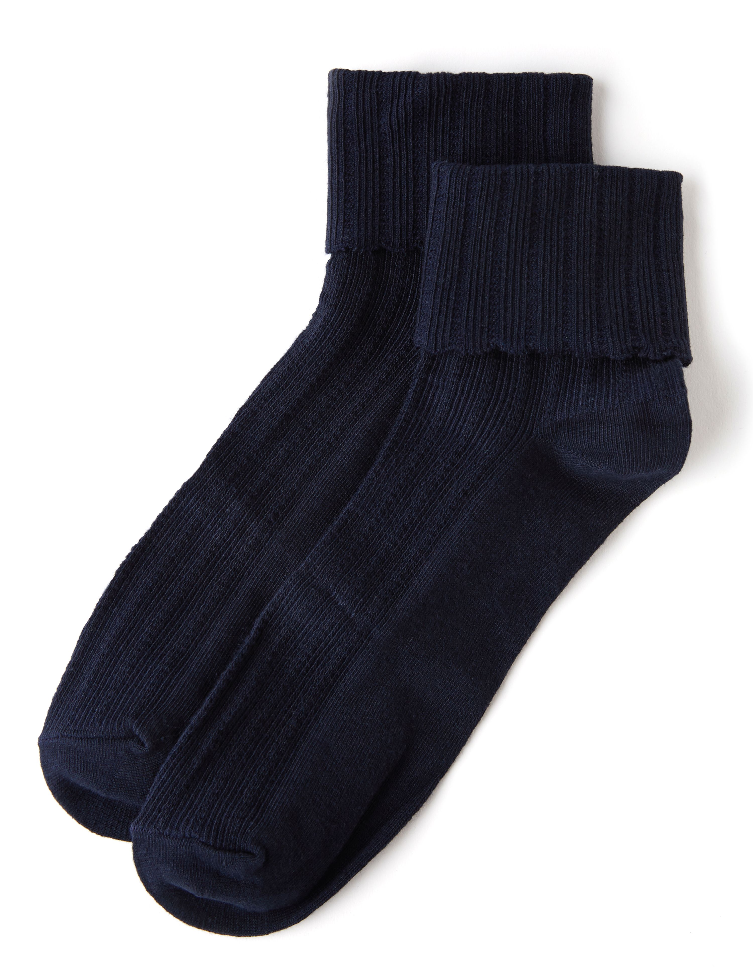 Scallop Ribbed Ankle Socks